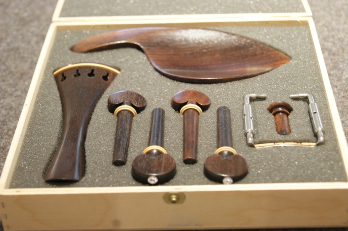 Zubehör set mit Wibel, Steg, usw